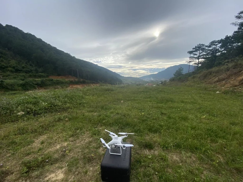 Khảo sát địa hình bằng Flycam tại Bách Việt United